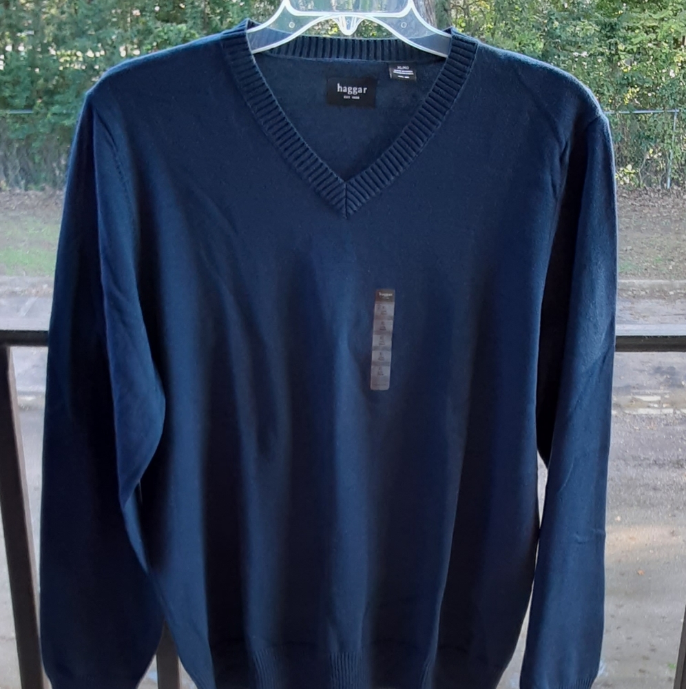 NEW Haggar Men's V neck pullover sweater